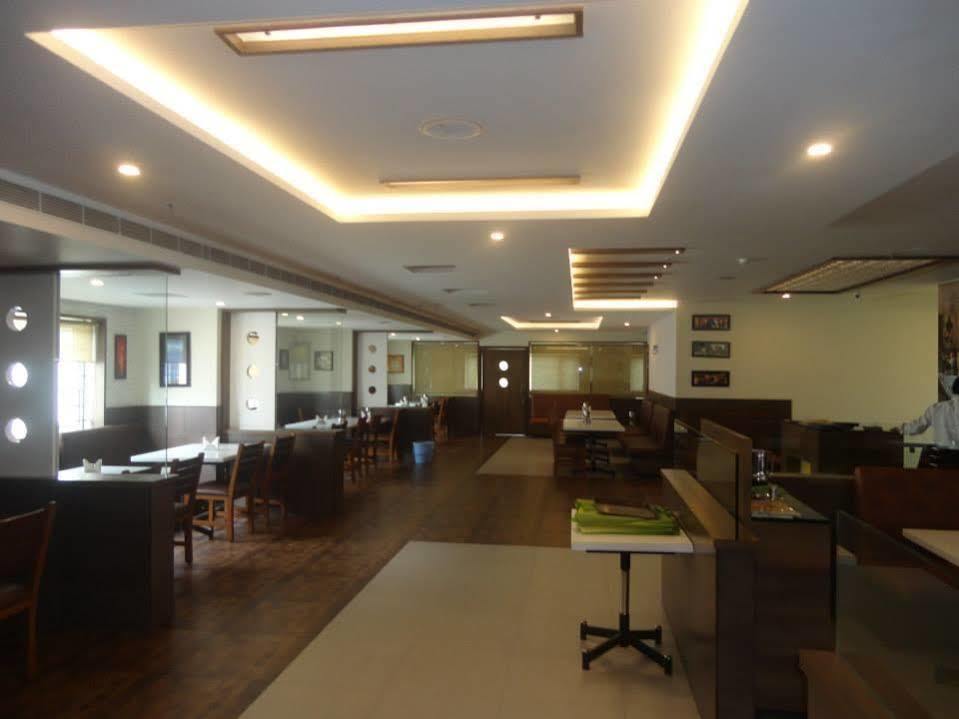 Mmr Gardens Hotell Madurai Eksteriør bilde